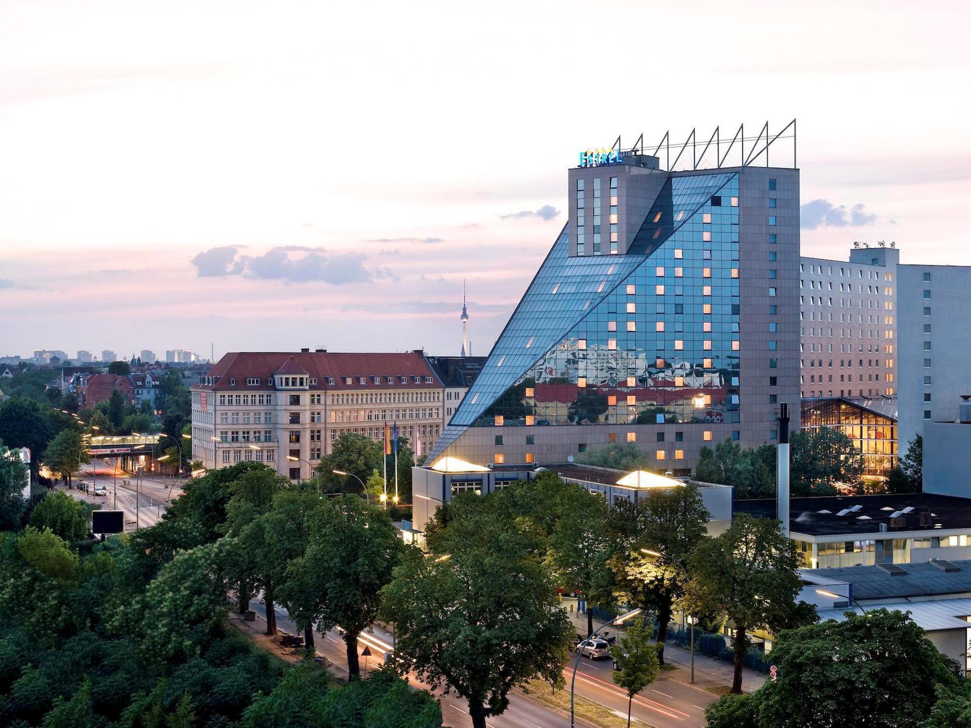 Estrel Berlin Hotel Exterior photo